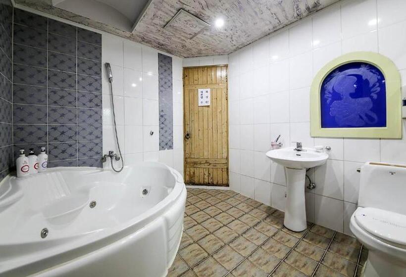 اتاق پرمیوم, Cheongju Ochang Memory Stay