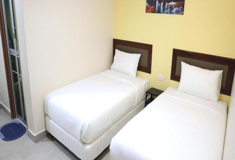 Номер Superior, Capital O 90897 Island City