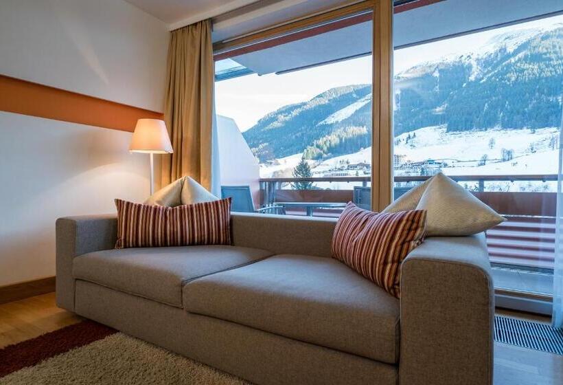 Suíte, Adler Resort