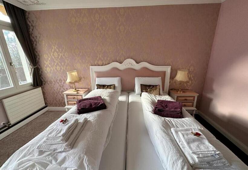 Номер Стандарт, Historisches Hotel Bären