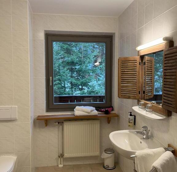Семейный Номер, Heimat   Das Natur Resort