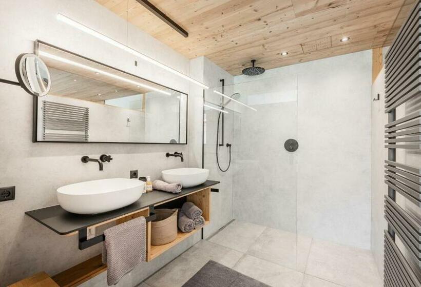 إستوديو قياسى, S'hoamatl Dorfkrug Appartements