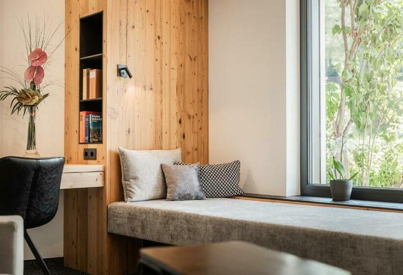 إستوديو قياسى, S'hoamatl Dorfkrug Appartements