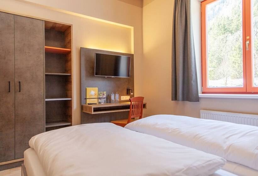 Номер Стандарт Трехместный, Jufa Hotel Mariazell