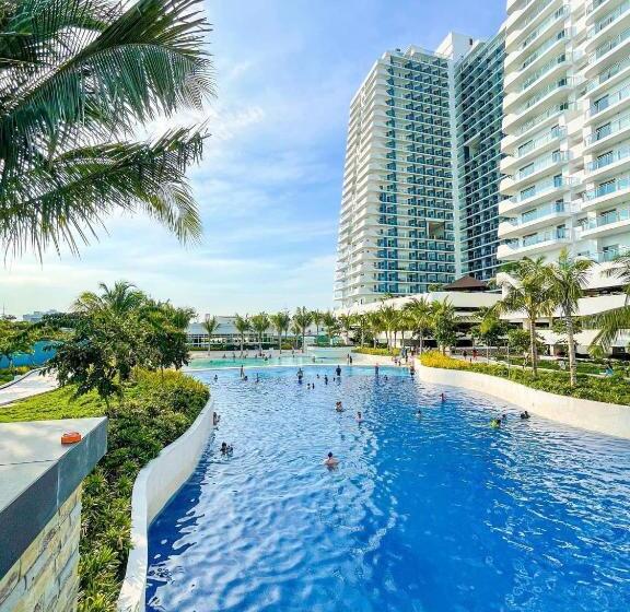 스탠다드 발코니 스튜디오, Azure North Bali Tower Unit 1014