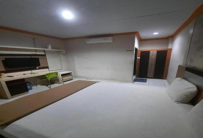 اتاق لوکس, Collection O 93163 Hotel Grand Kartika