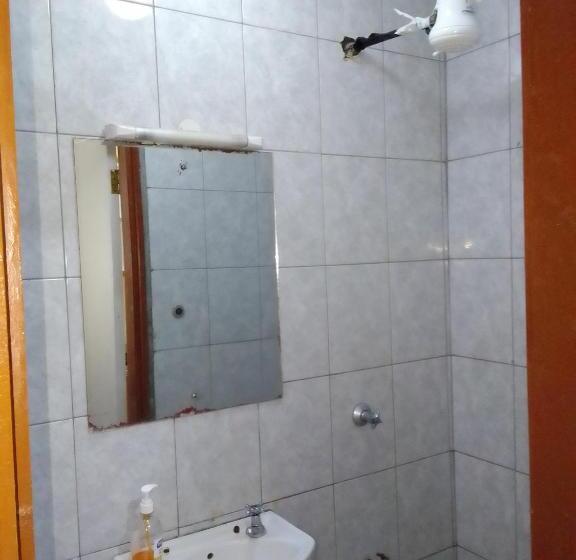 اتاق لوکس با تخت بزرگ, Tsavo 90 Degrees