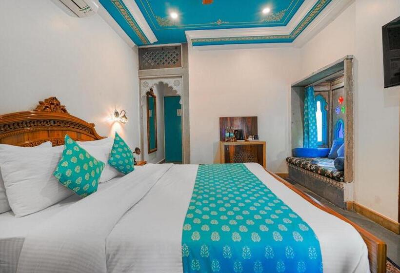 带大床的复式套间, Aaj Haveli   Lake Facing Boutique Hotel By Levelup Hotels