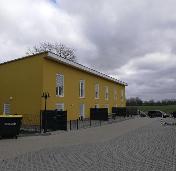 Апартаменты 2 Спальни, Apartmenthaus Mehrow