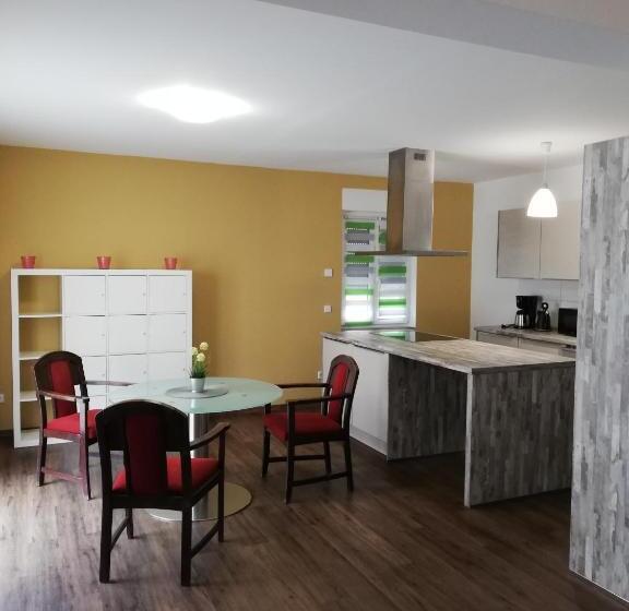 Апартаменты 2 Спальни, Apartmenthaus Mehrow