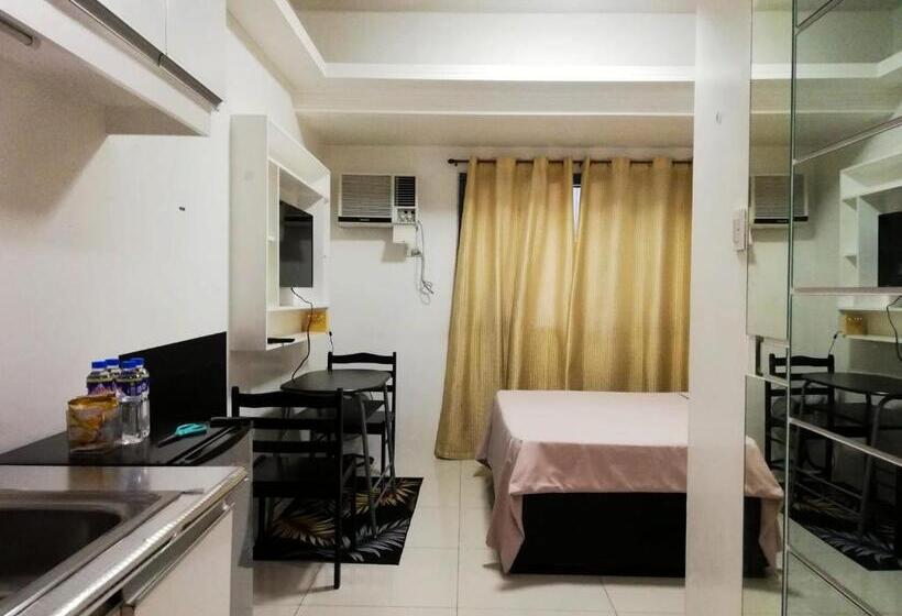 스탠다드 스튜디오 킹침대, Grand Riviera Suite Condotel