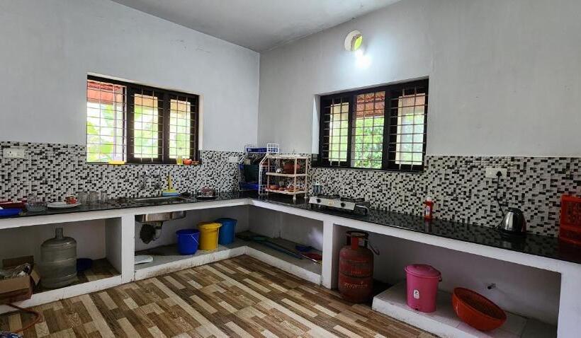 Семейный Номер Deluxe, Marari Johns Homestay  Mararikulam, Alappuzha