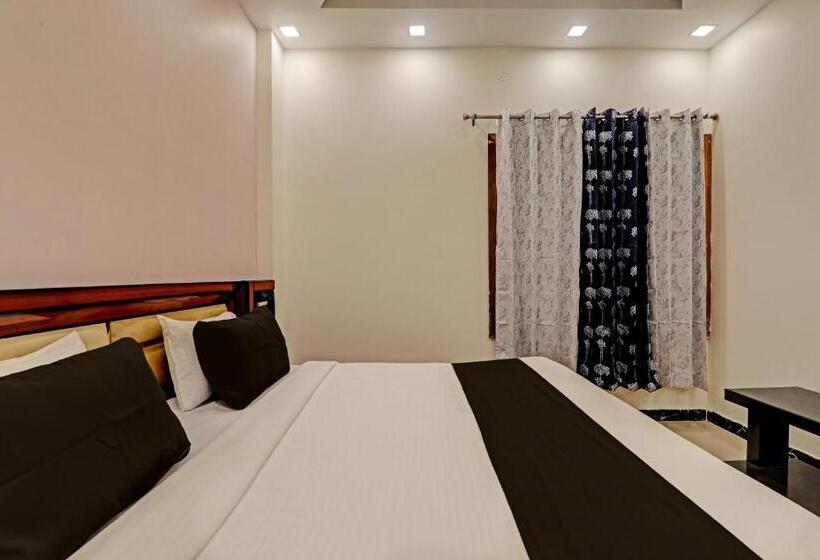 三人经典房间, Oyo Flagship Hotel Awadh Viram