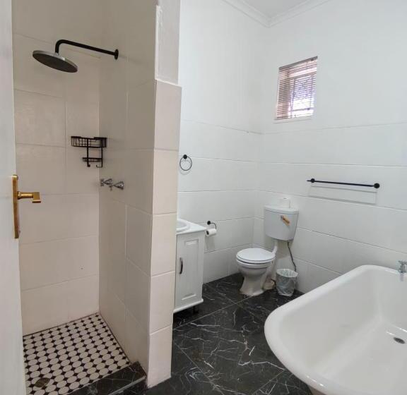 اتاق استاندارد, Carrington Guesthouse