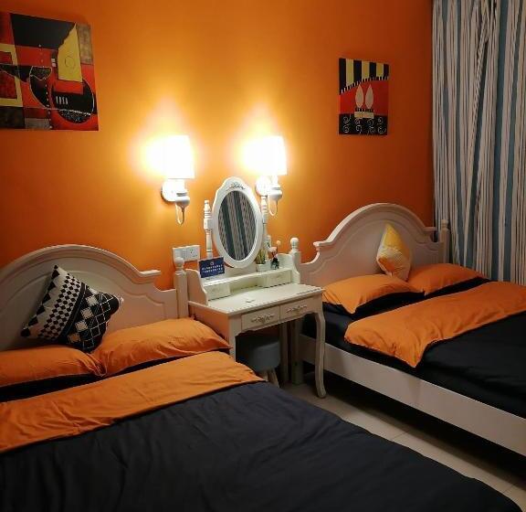 Номер Deluxe, Lazzy Inn