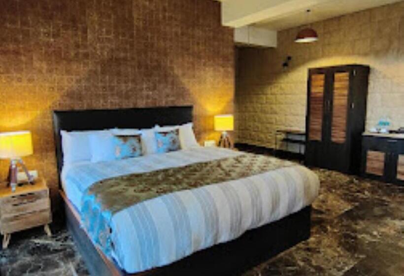 Студио Стандарт Кровать Кинг, Acropolis Shillong