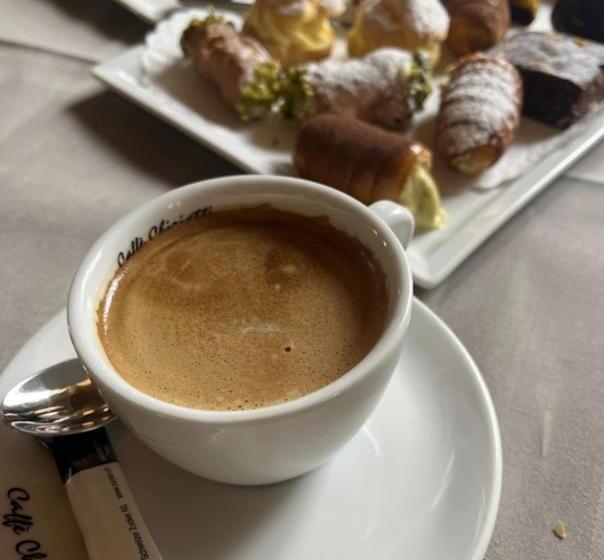 Номер Стандарт с Террасой, Il Fiore Hotel Steinach Sg