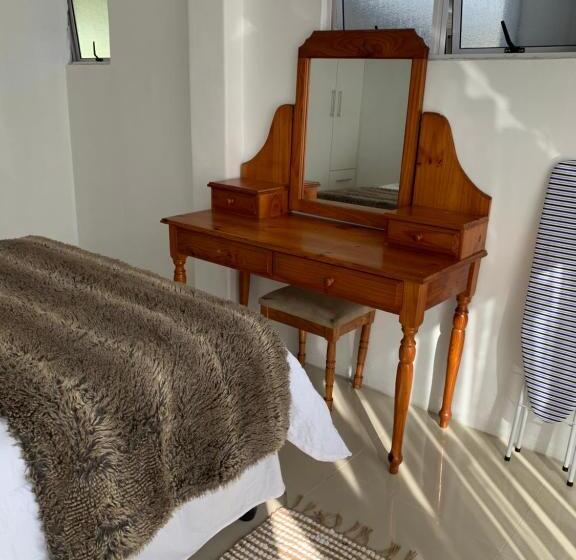 Номер Стандарт, The Cosy Crib