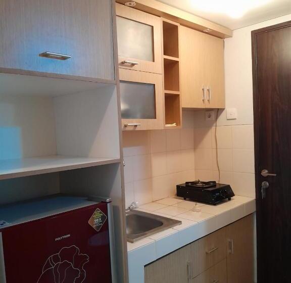 استودیو استاندارد با بالکن, Day Use Inn At Serpong Green View Apartment Bsd