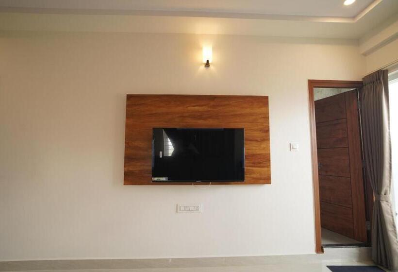 Quarto Superior Cama King, The Auberge Boutique Hotel   Manyata Tech Park