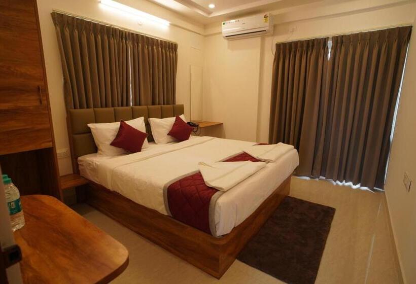 Suíte Executivo, The Auberge Boutique Hotel   Manyata Tech Park
