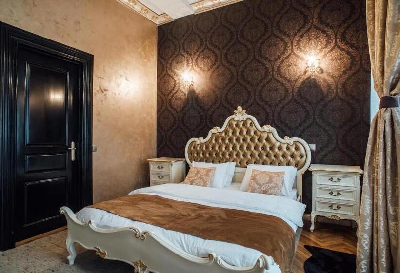 اتاق لوکس, Veritas Boutique Vila