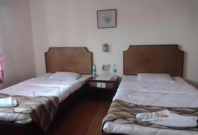 标准间, Indsurya, Dibrugarh
