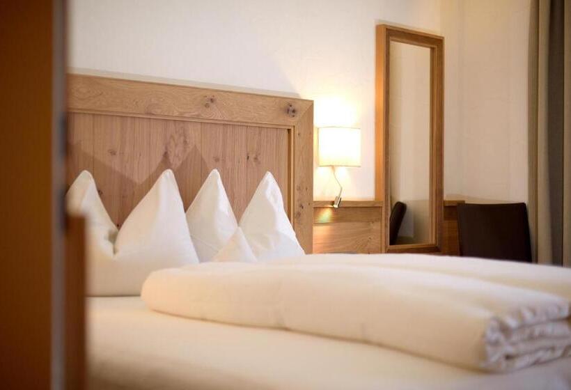 Семейные Апартаменты, Aparthotel Garni Monte