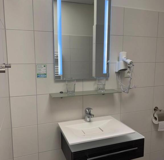 Quarto Superior Individual, Gasthaus & Hotel Backhendlstation