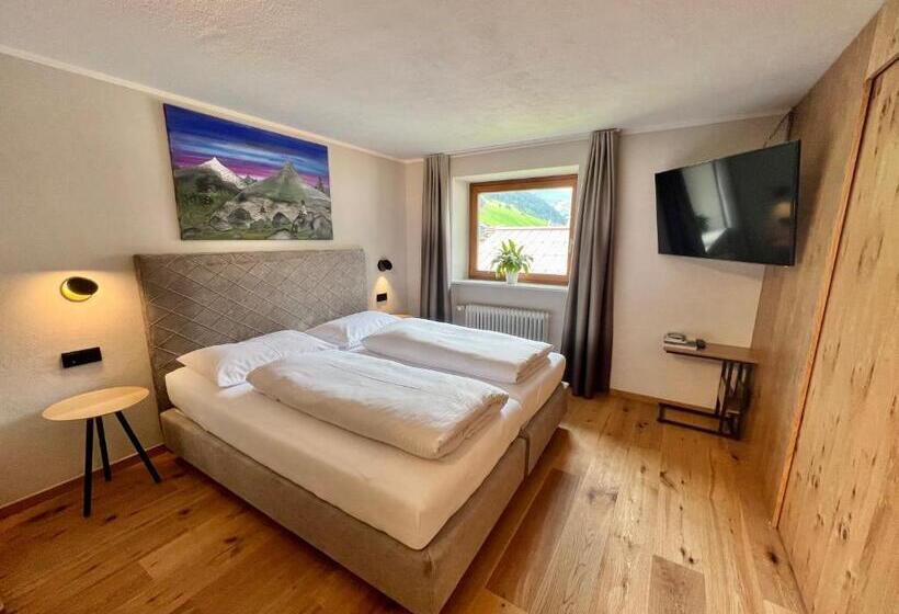 Трехместный Номер Комфорт, Haus Schrofenstein