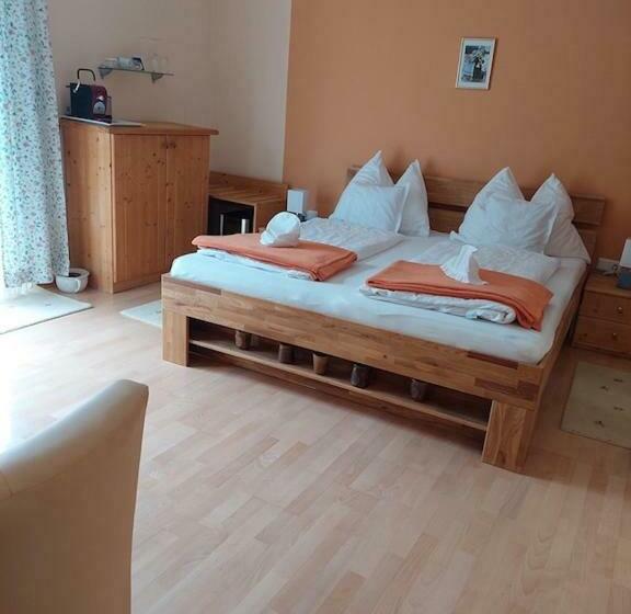 Номер Стандарт с Террасой, Landhaus Zum Siebenschläfer
