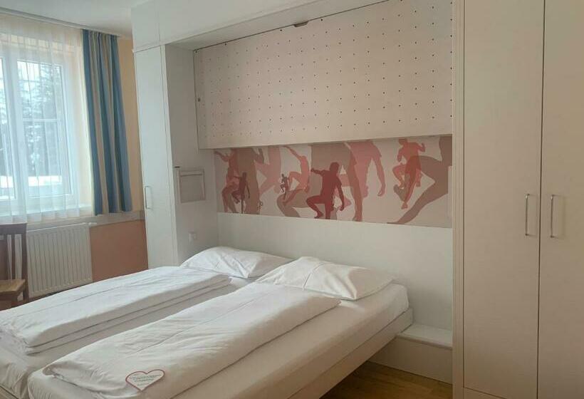 اتاق استاندارد چهار تخته, Jufa Hotel Hochkar