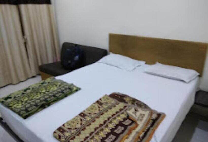 Номер Deluxe Кровать Кинг, Raj Residency Jalgaon