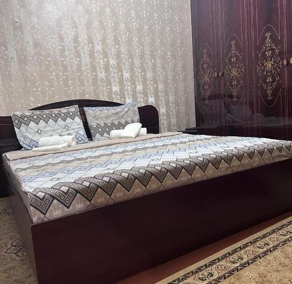חדר דלוקס לשלושה, Qamar Family Guest House