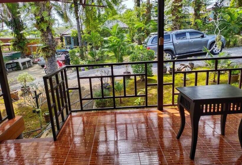 Апартаменты 1 Спальня с Террасой, Palm Tian Homes A22