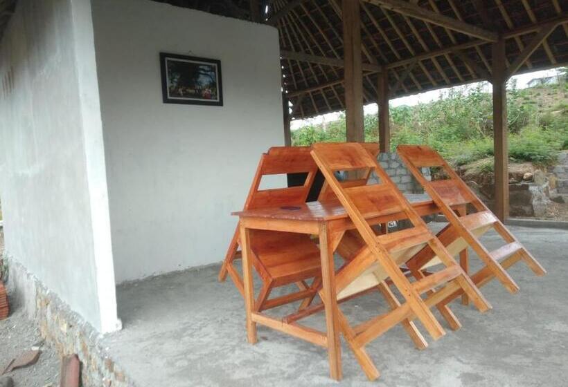 Номер Стандарт Вид на Горы, Melody Surf Camp   Ekas Lombok