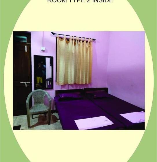 Номер Стандарт Трехместный, Haldankar Guest House