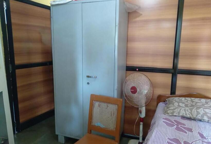 Номер Стандарт Индивидуальный, Haldankar Guest House
