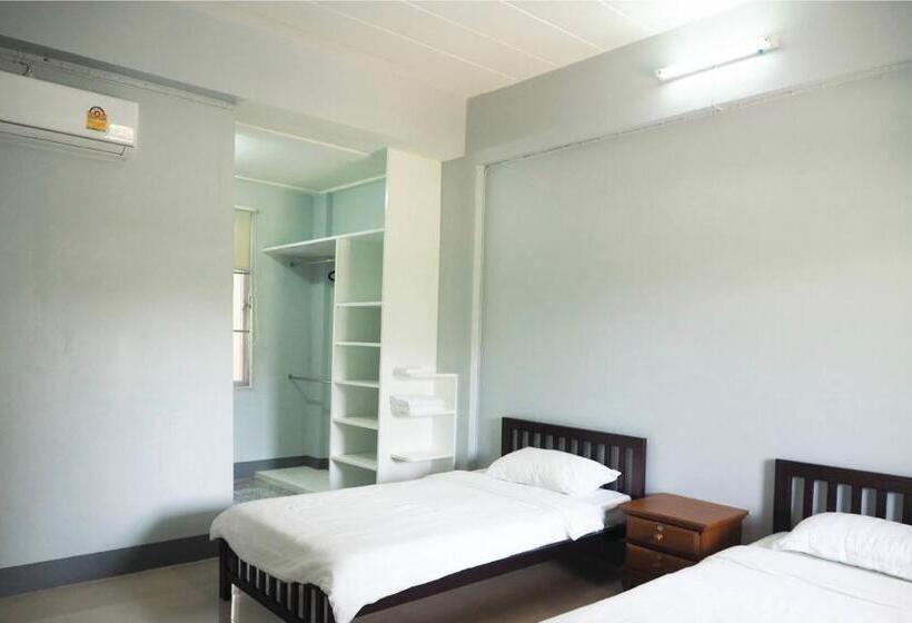 Номер Стандарт, Pj Place