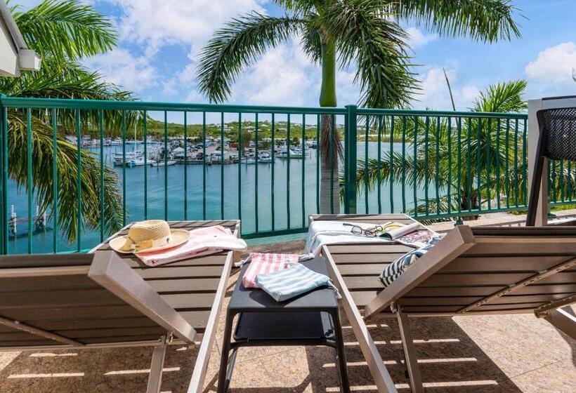 1 Bedroom Penthouse Apartment, The Yacht Club Penthouse C14