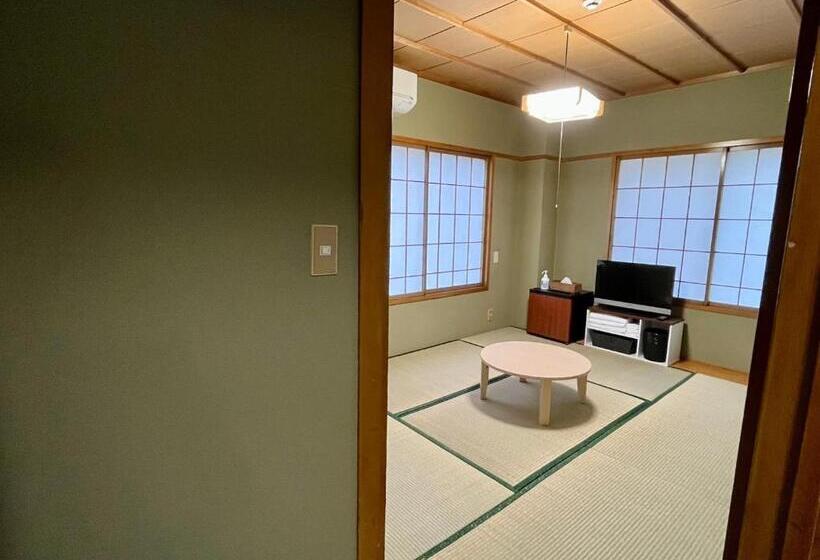 Трежместный Номер Economy, Yuzawa House