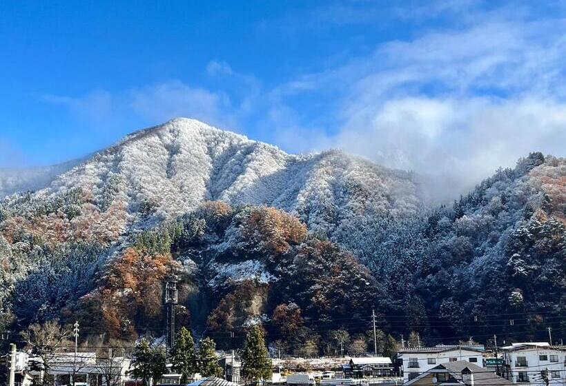 Четырехместный Номер Стандарт, Yuzawa House