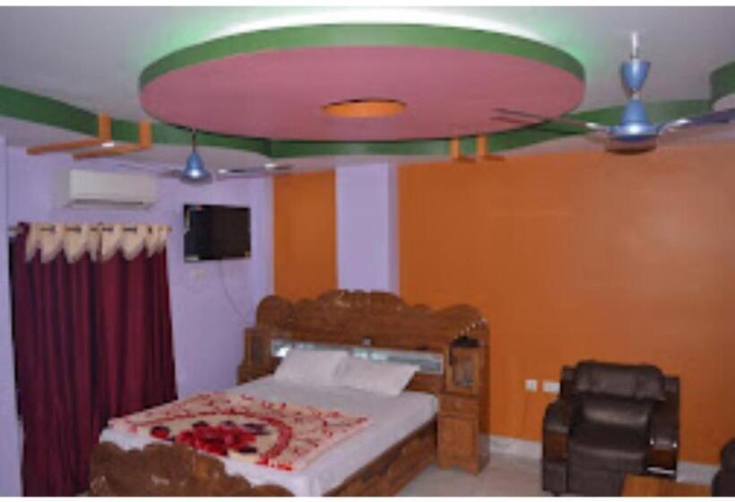 Люкс, Kajal International Restaurant & Banquet Hall Bihar