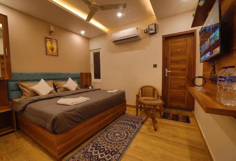 اتاق لوکس, Mahadev Rishikesh