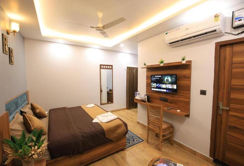 اتاق لوکس, Mahadev Rishikesh