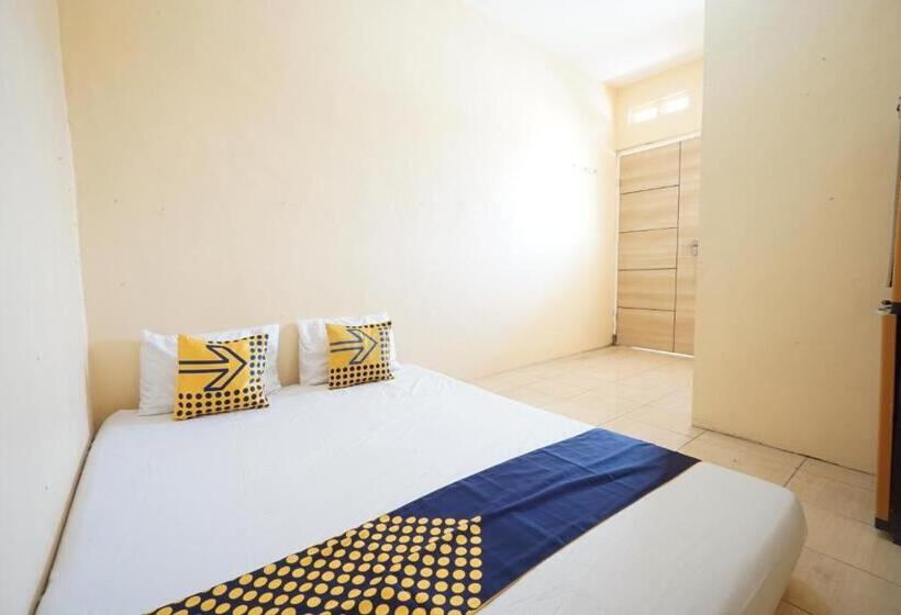 Номер Deluxe, Oyo 93300 Homestay Puri Anggrek Syariah   Wage