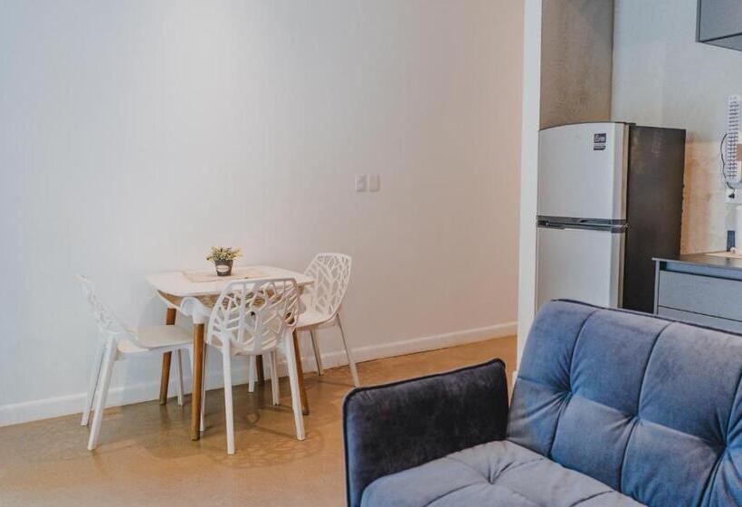 Апартаменты 1 Спальня, Peace Lofts And Apartments