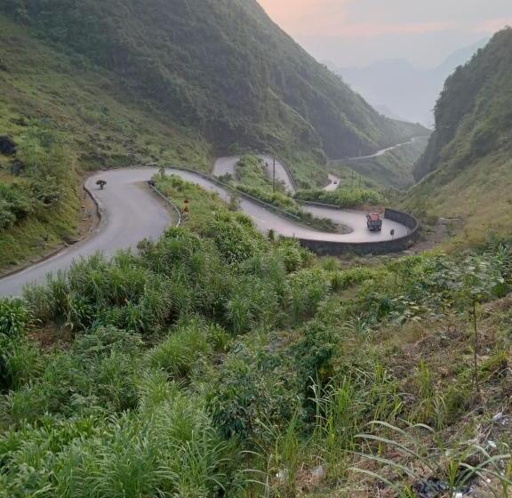 اتاق استاندارد, Viet Hung Hostel Motorbikes