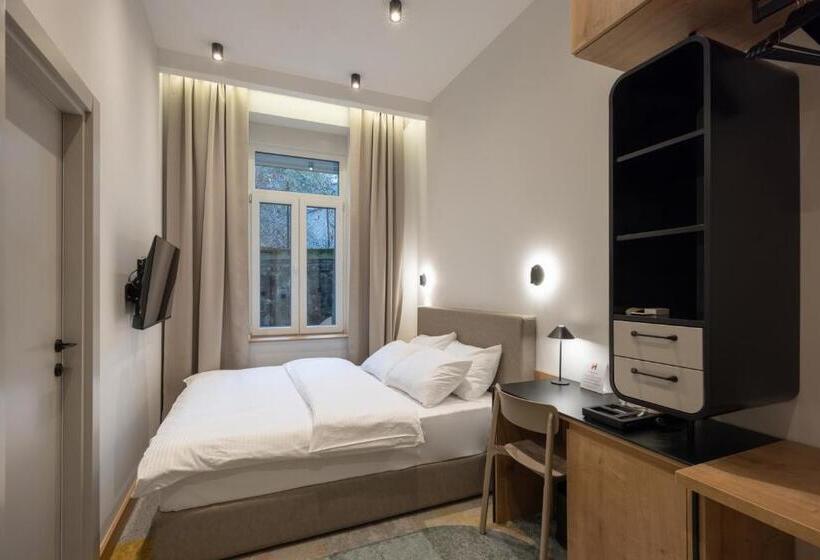 اتاق سوپریور, Hop Inn Rooms & Suites