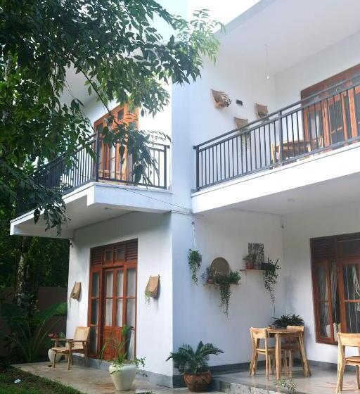 Номер Стандарт с Балконом, The Native Weligama